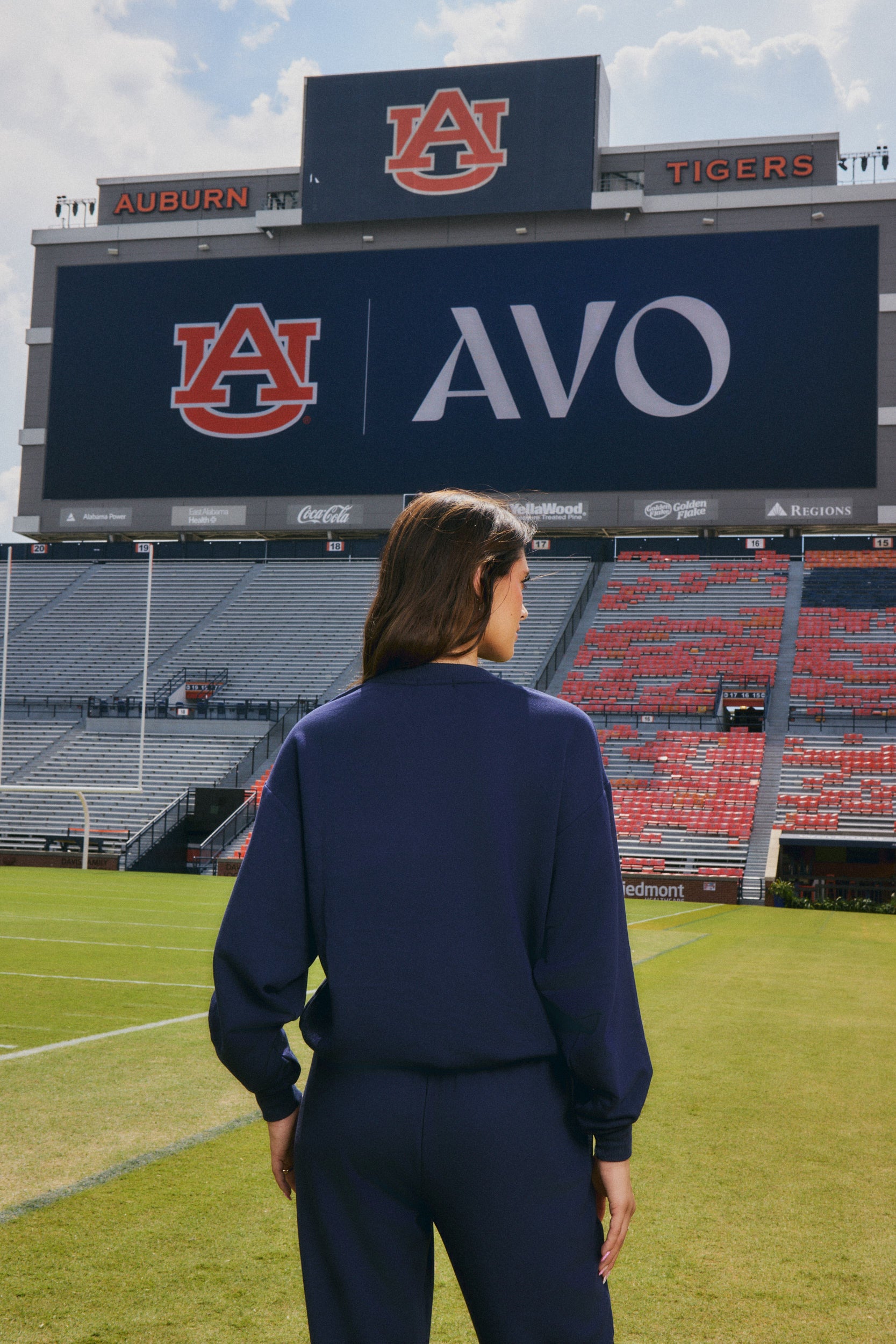 auburn university navy womans crewneck back
