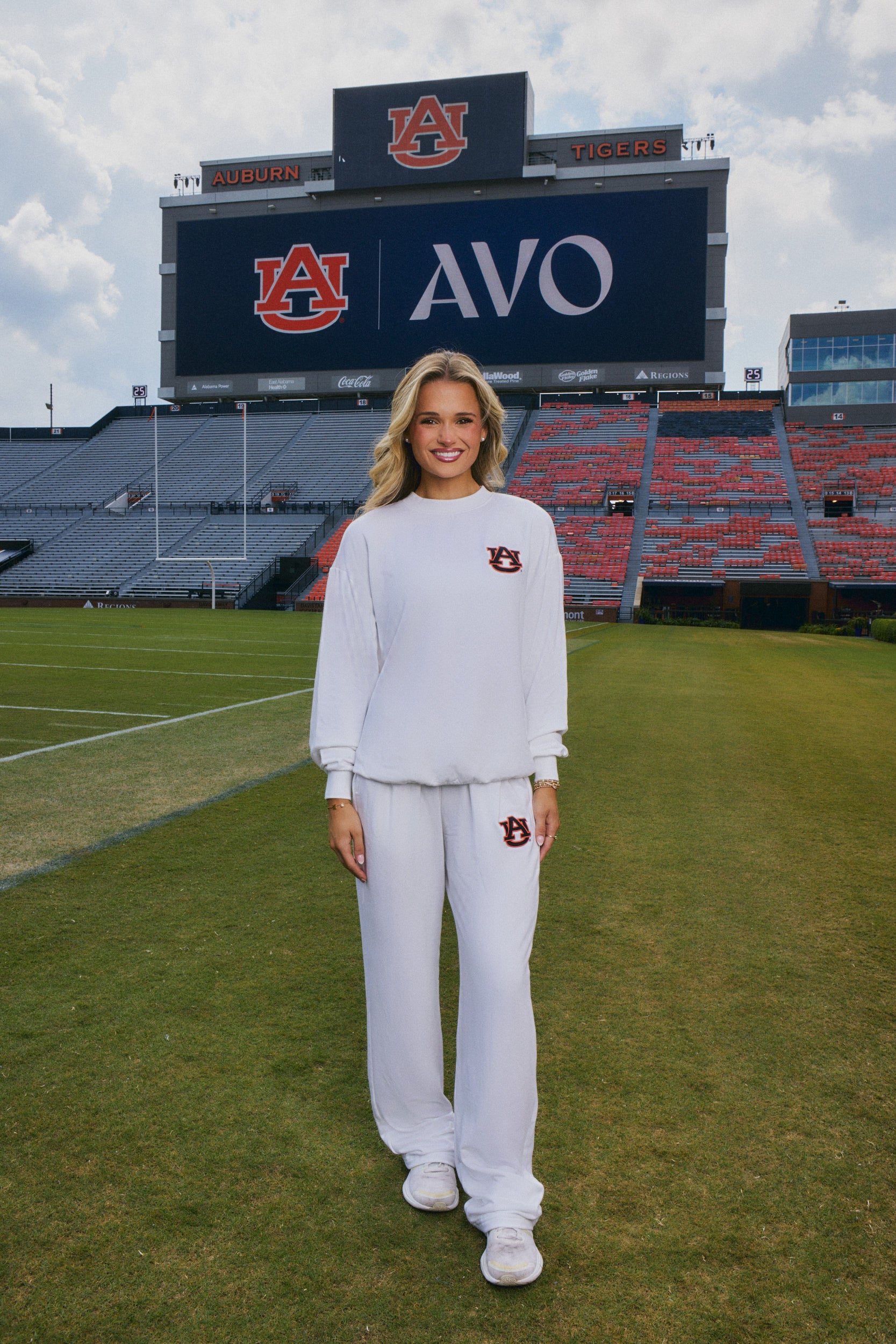 auburn university white womans crew sweatshirt and sweatpants