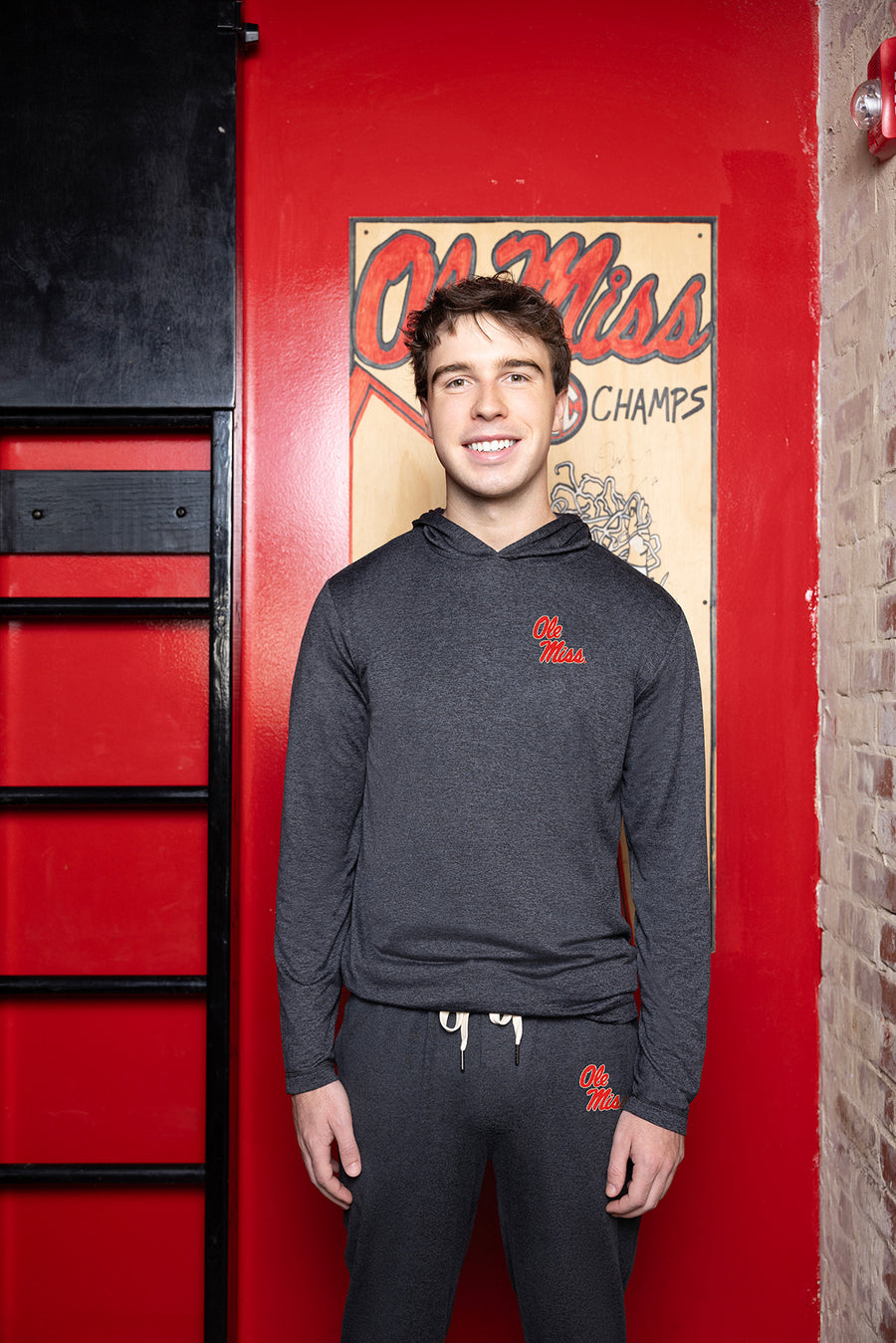 Ole Miss Logo FlowKnit Mens Hoodie