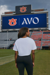 auburn university crop tee white