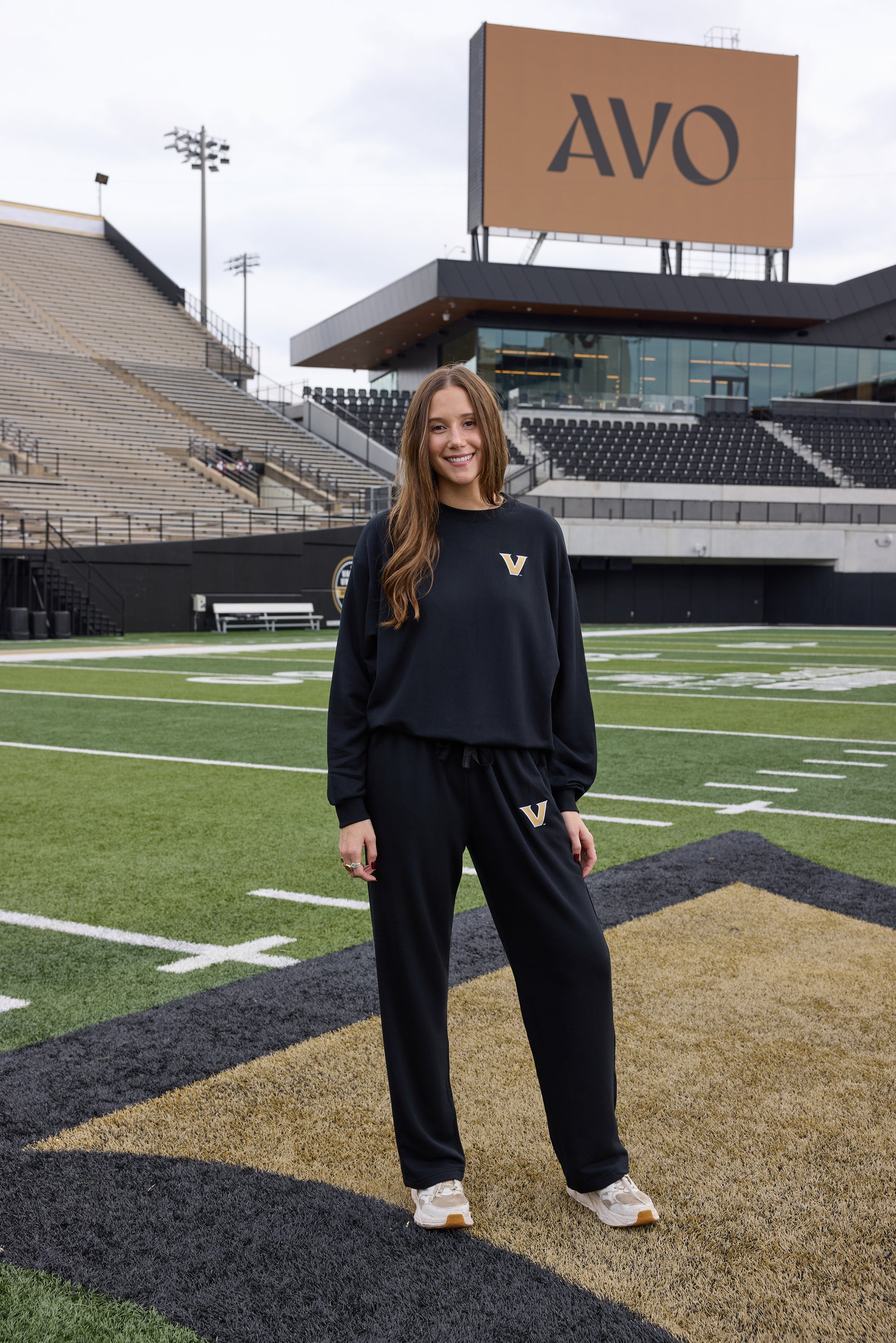 VANDY Logo Softest Fleece Straight Leg Womens Sweatpant