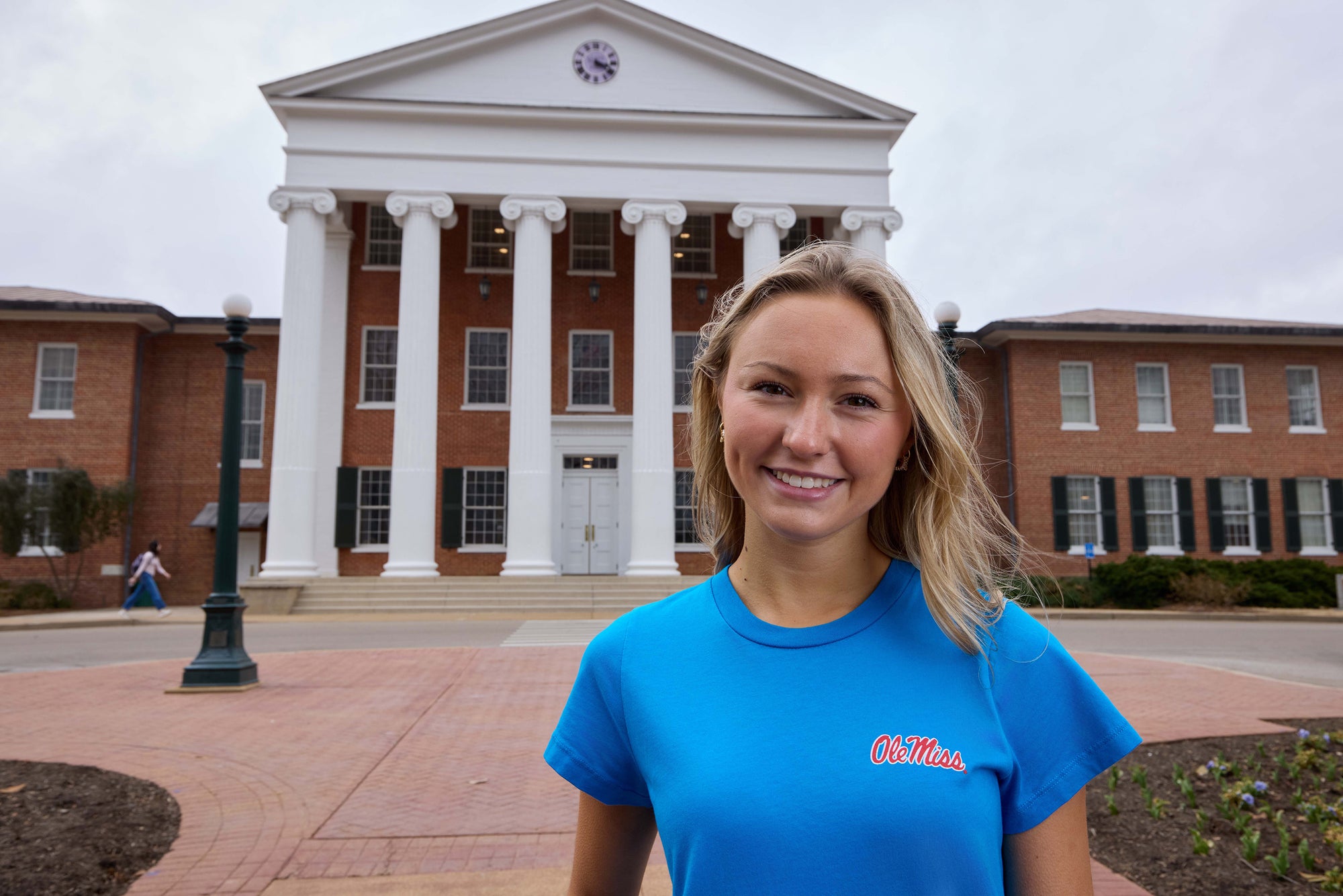 Ole Miss Logo Cloud Knit Crew Neck Womens Tee