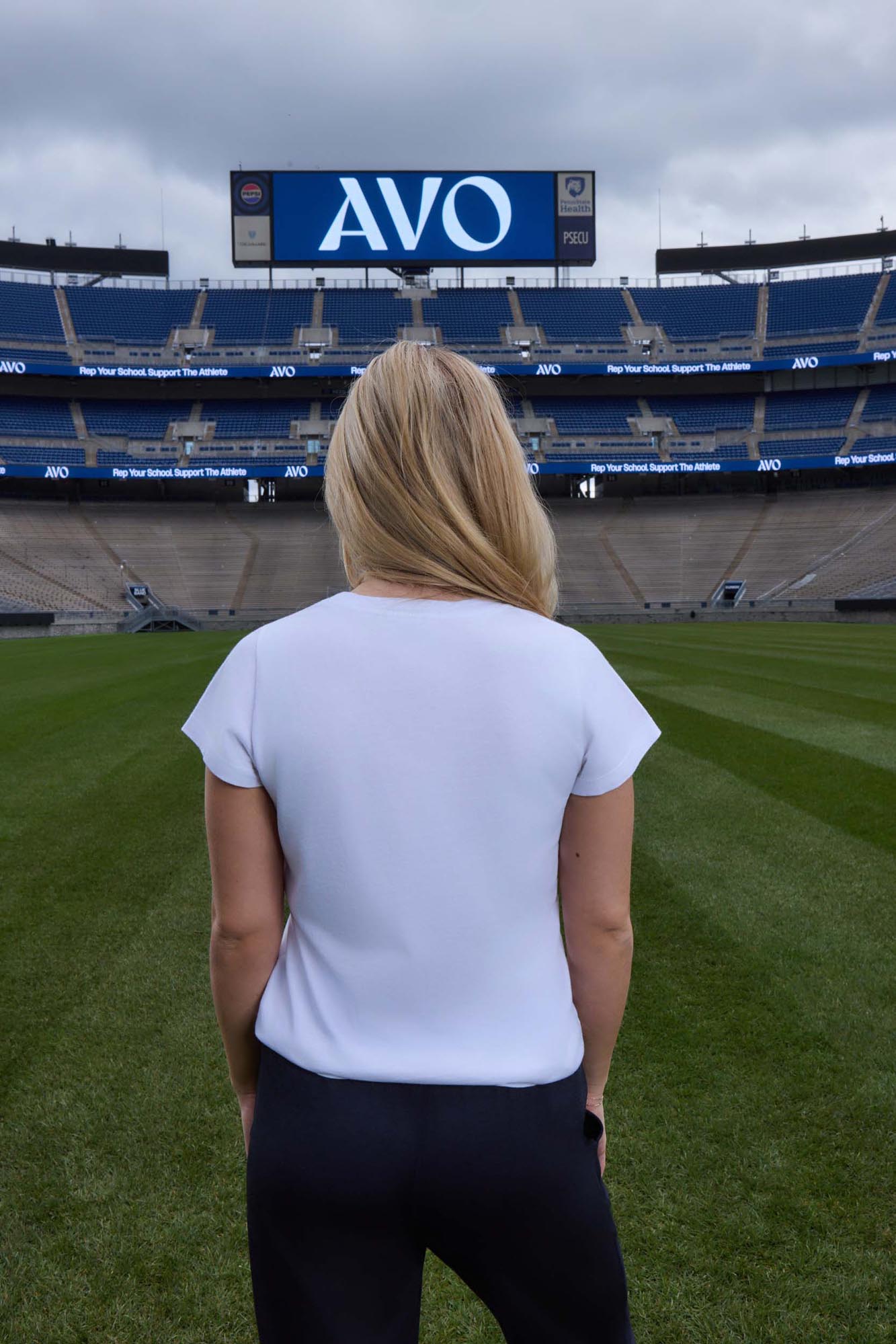 Penn State Logo Cloud Knit Crew Neck Womens Tee