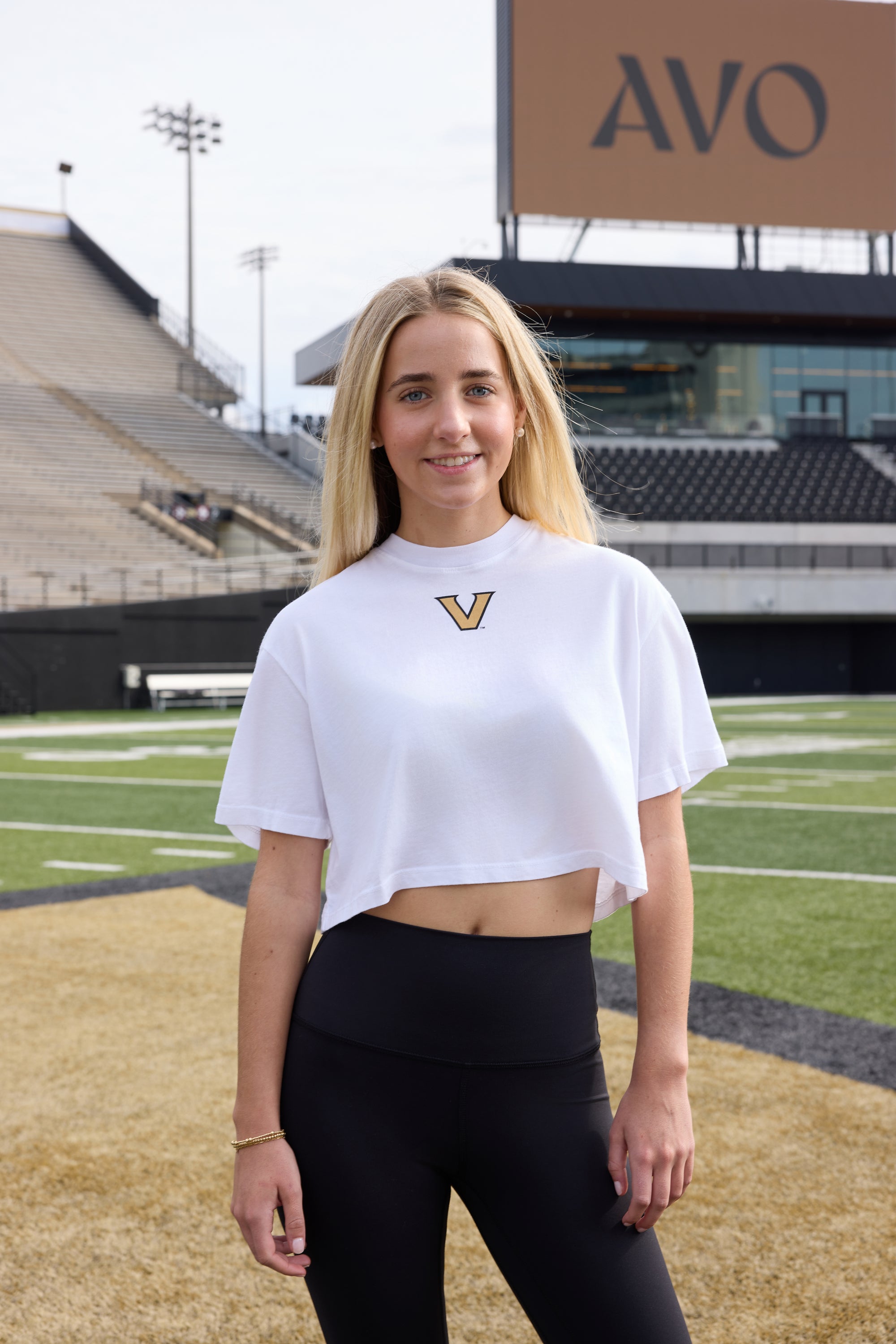 VANDY Logo Cloud Knit Boxy Crop Womens Tee