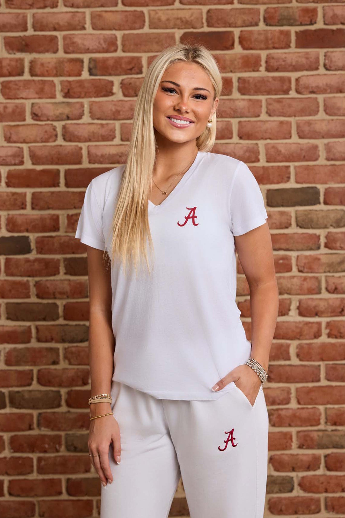 Alabama Crimson Tide Student wearing White V Neck
